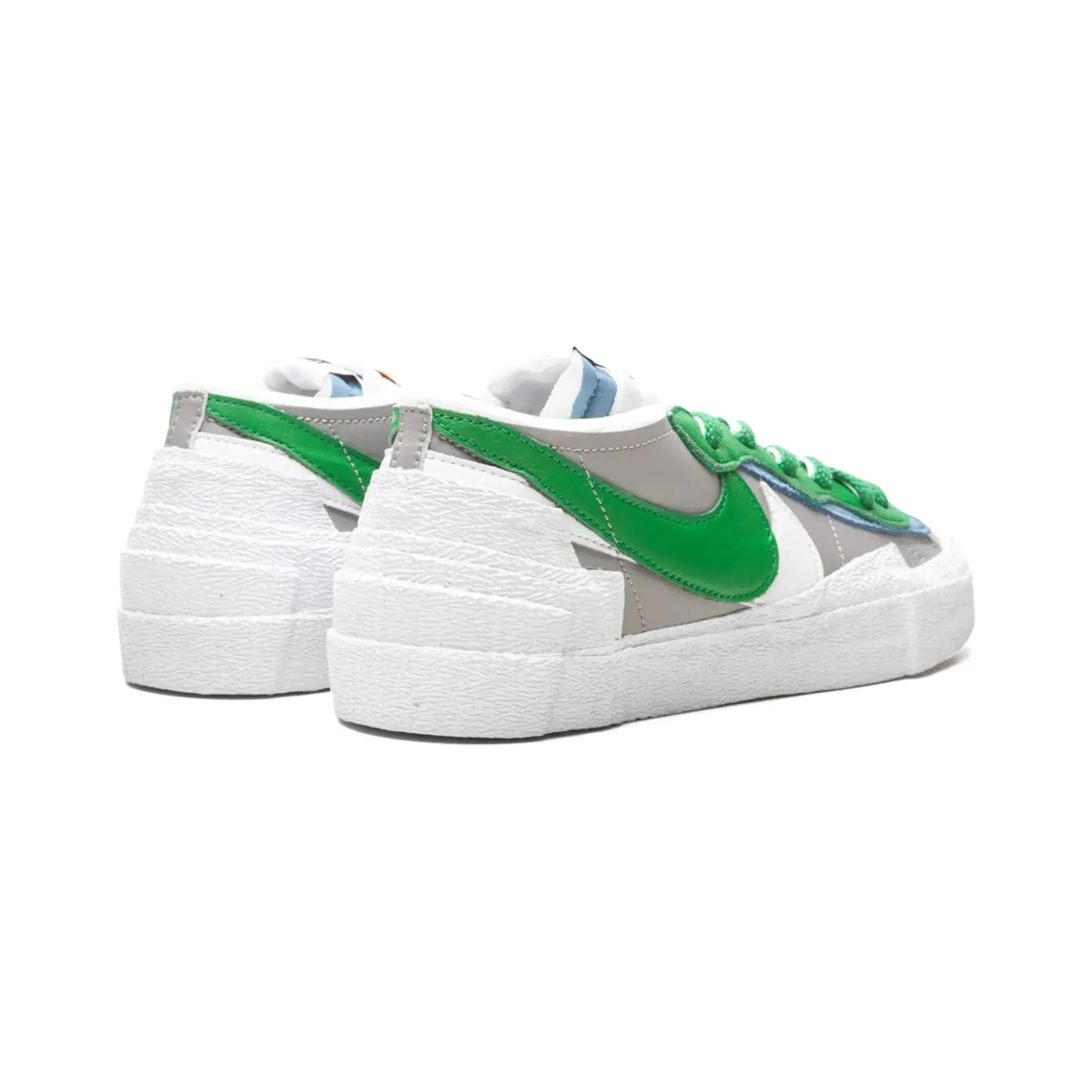 Nike Blazer Low Sacai "Medium Grey Classic Green"