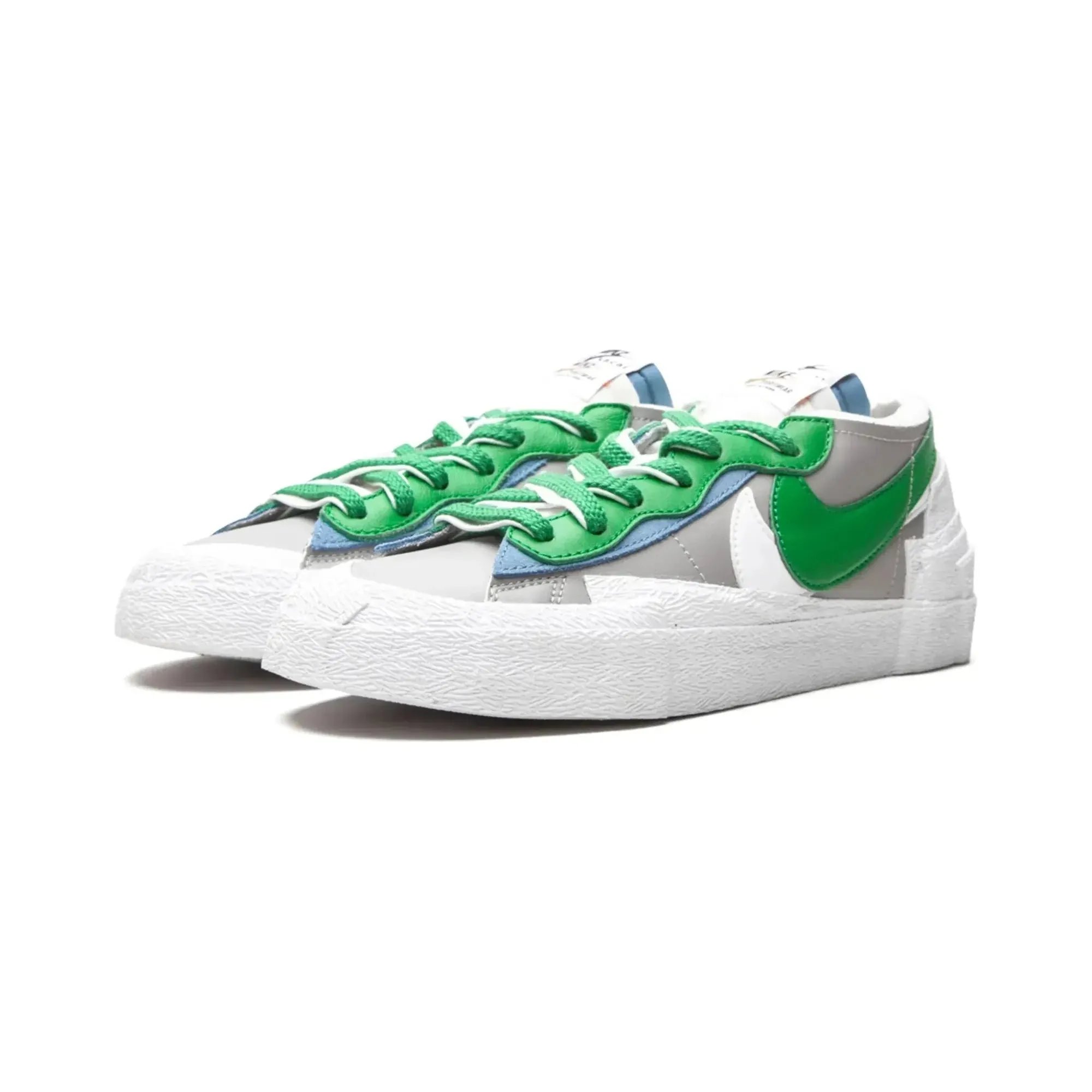 Nike Blazer Low Sacai "Medium Grey Classic Green"
