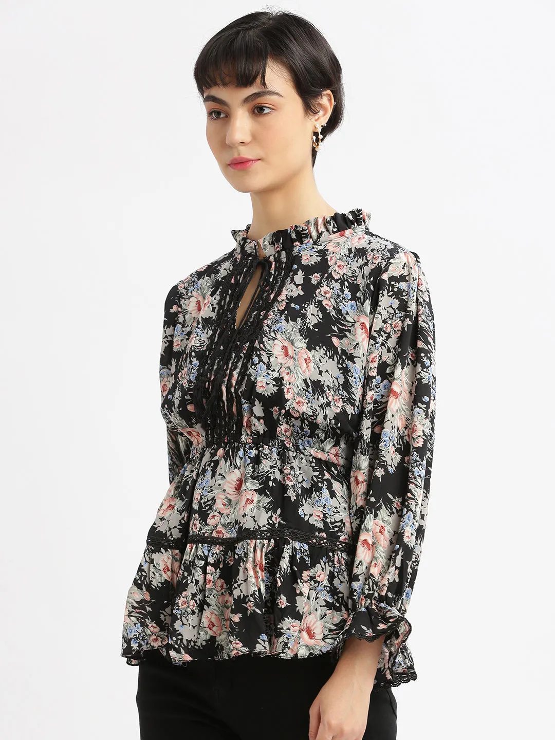 Women Black Floral Printed Tie-Up Neck Puff Sleeve Crepe Peplum Top